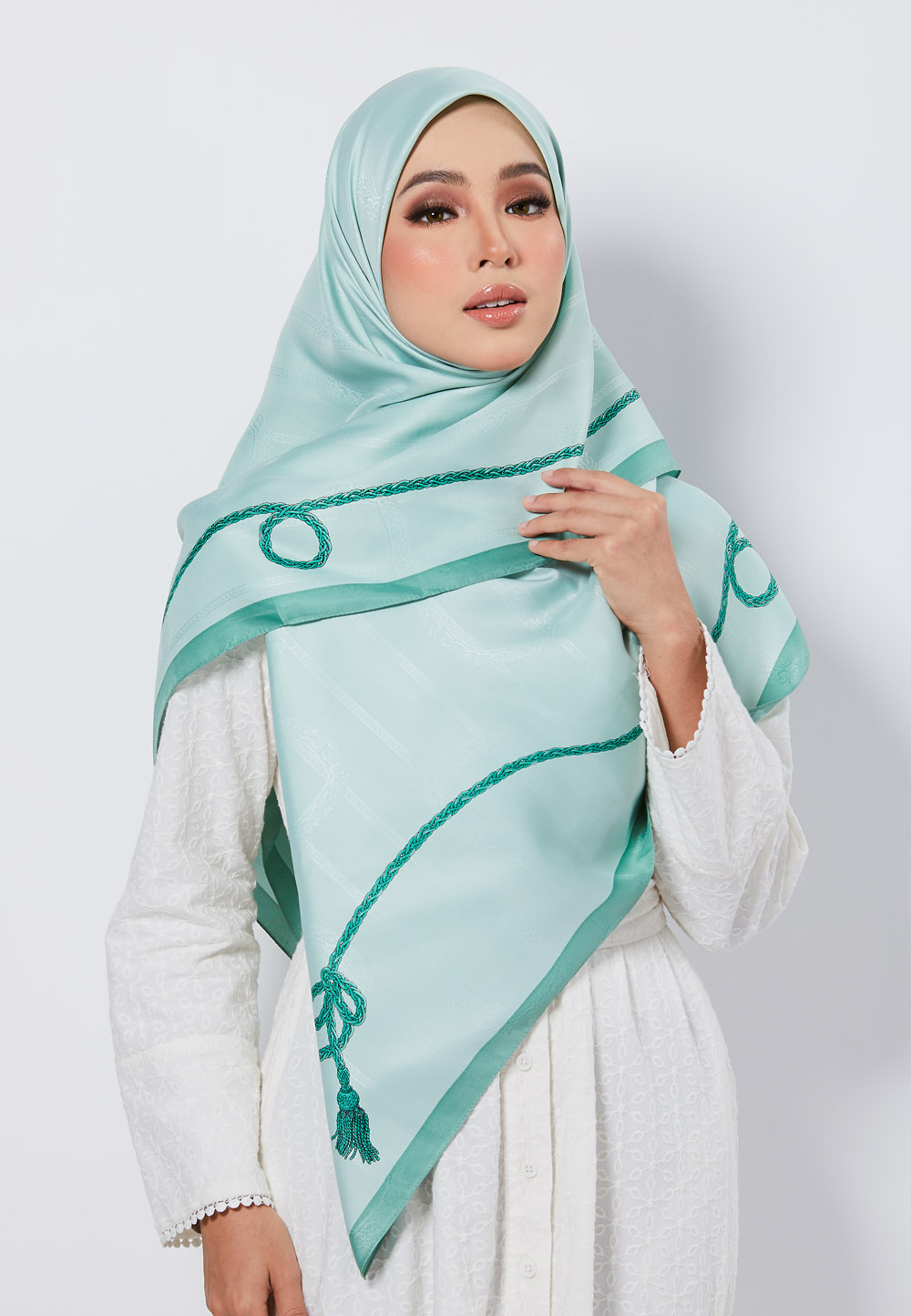 SQ MAYRAA JACQUARD TWILL IN POWDER BLUE